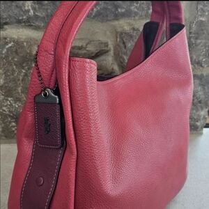 Coach Bandit Hobo 39 #86760 Washed Red Color